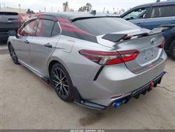 تۆیۆتا کامری